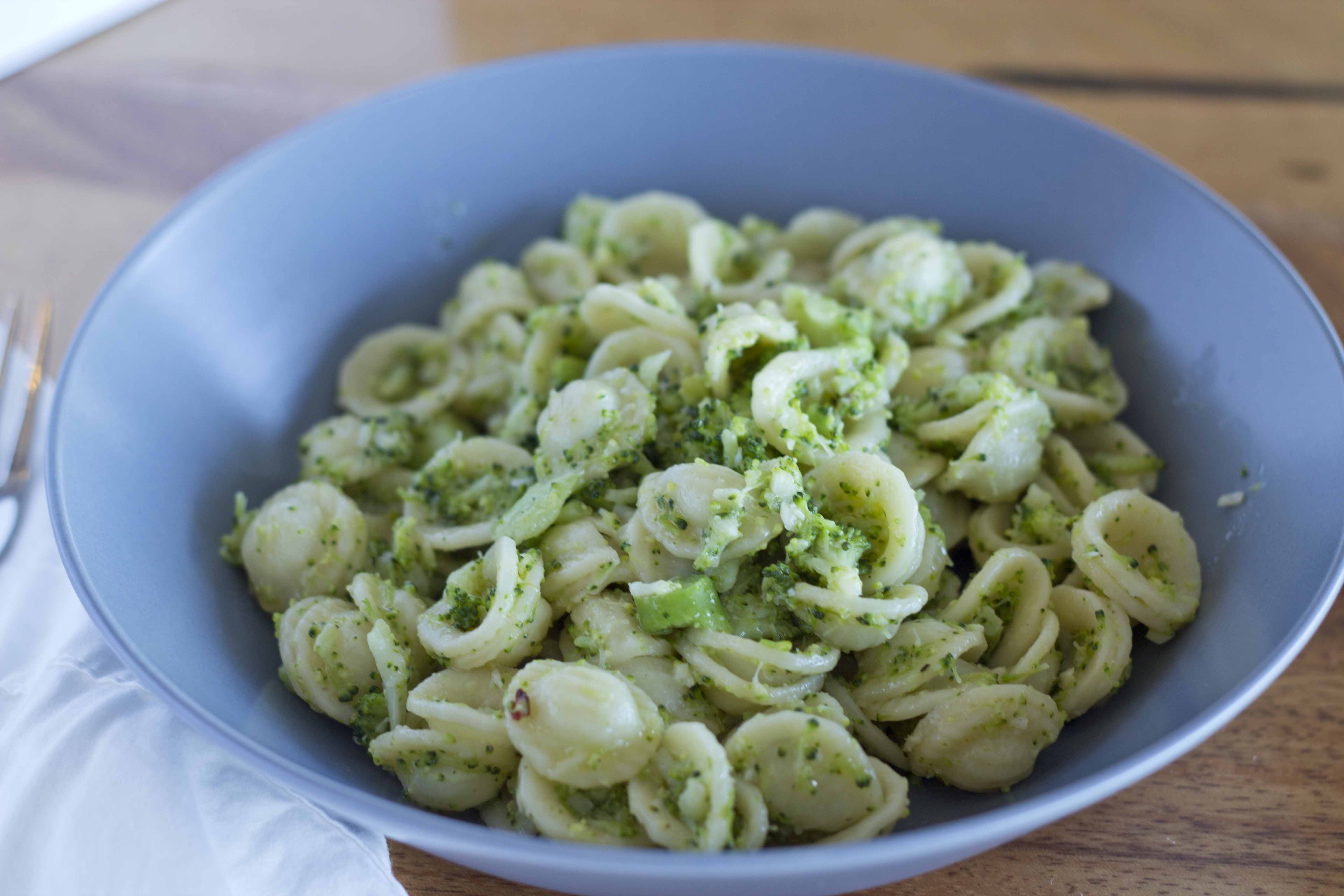 Orecchiette con salsa de brocoli La Pandi