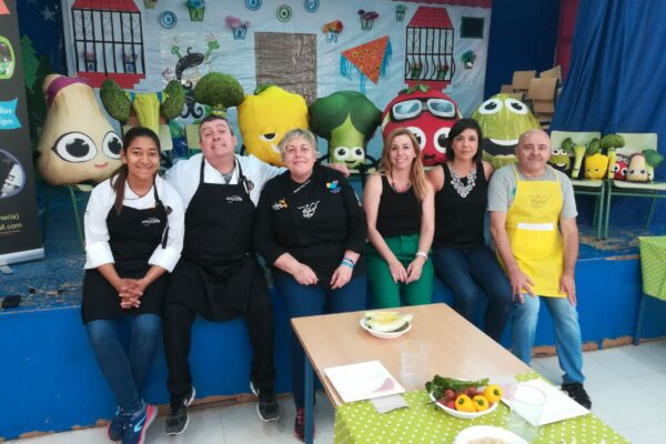 con tu chef talleres en cole Santa Isabel Almería
